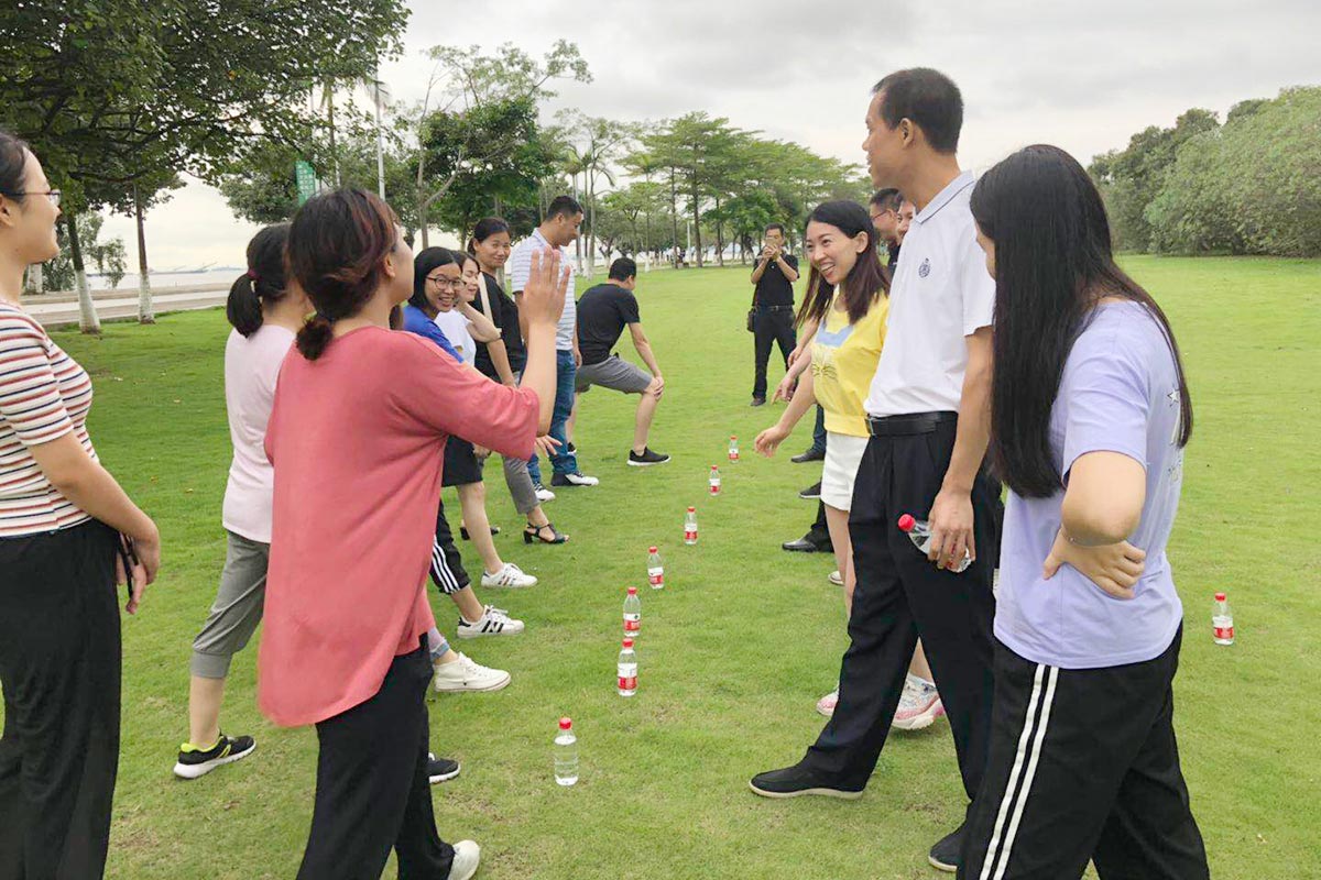 南沙华汇广场“享受大自然，与健康同行”团建活动