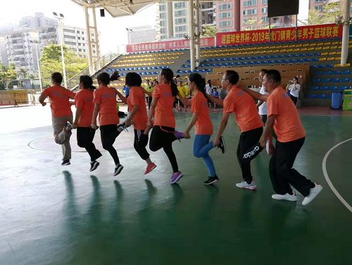 情同手足（跳跃的蜈蚣）